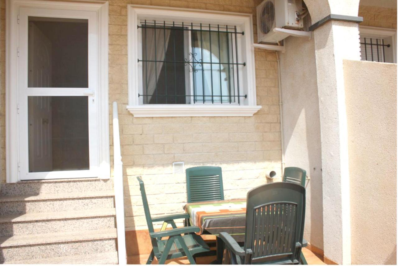 Town House Vila Los Nietos Exterior foto