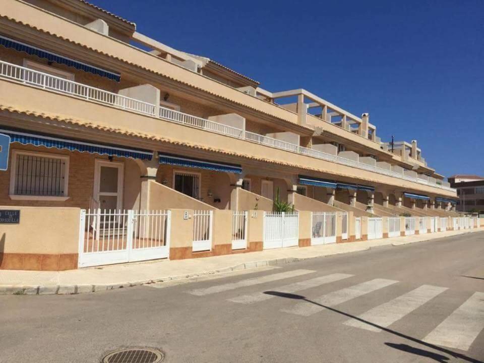 Town House Vila Los Nietos Exterior foto
